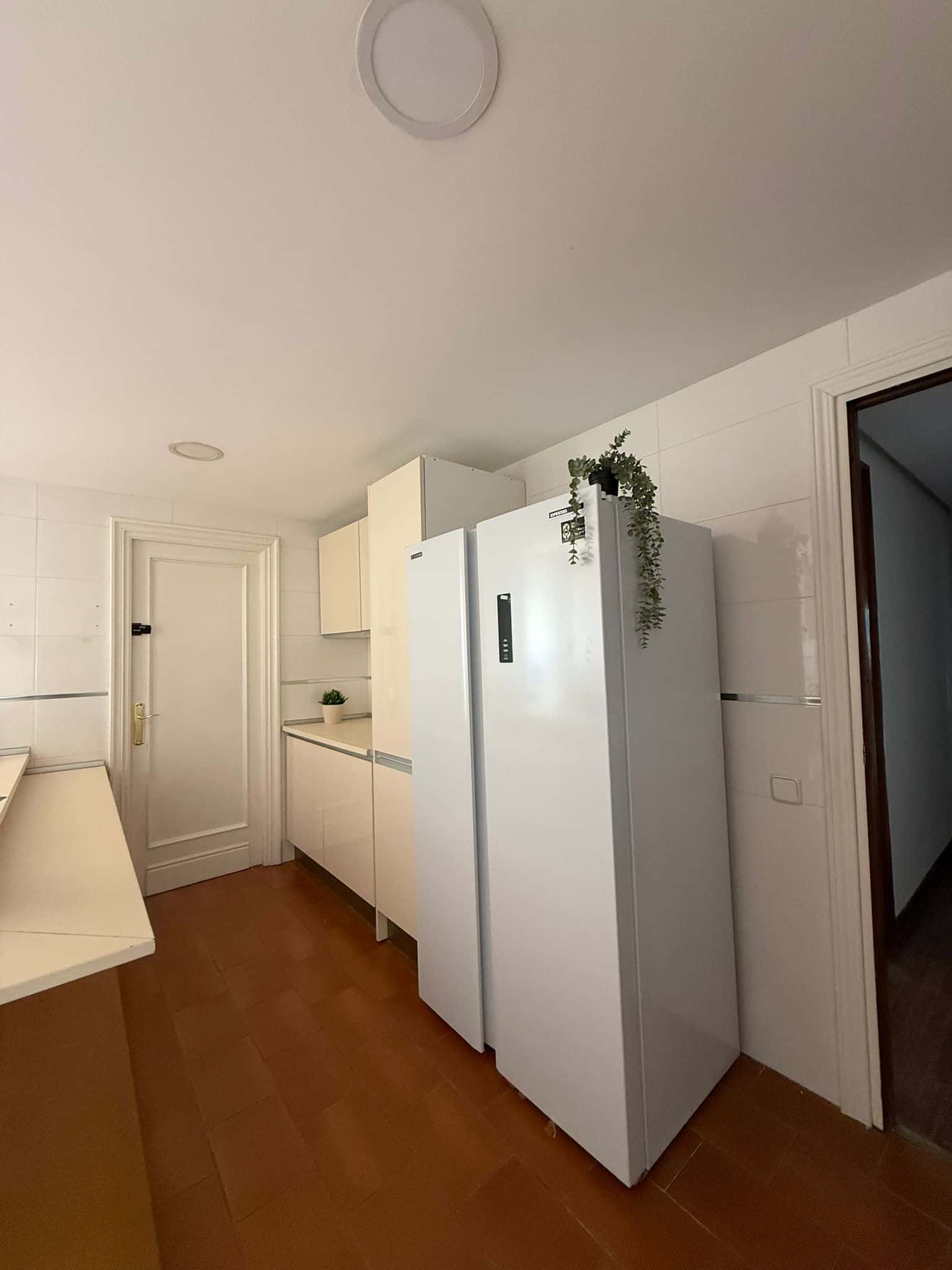 Room CMS48R1