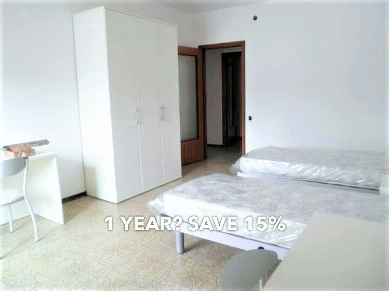 Zimmer in Via Curtatone, Verona für 85 m² mit 3 Schlafzimmer