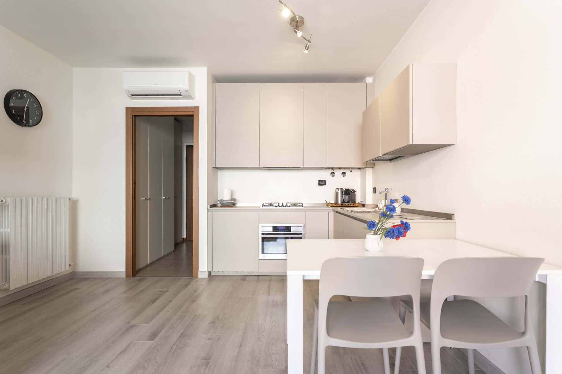 Apartment Milan, 1 bed — photo 12