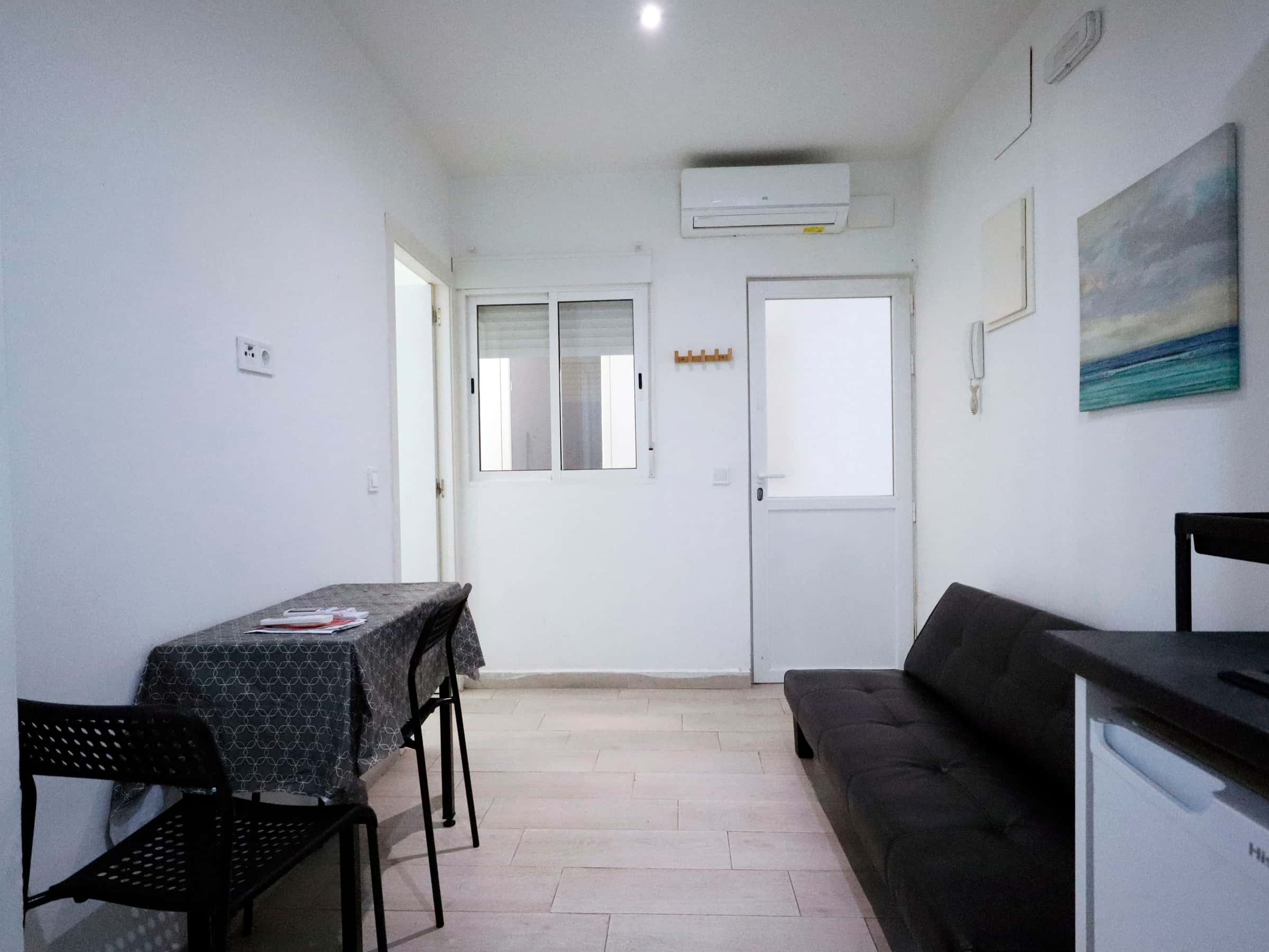 Apartment Calle Rodrigo Uhagon