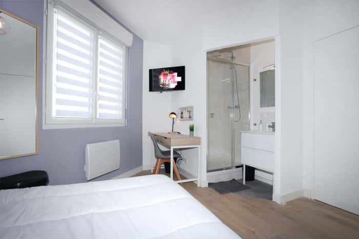 Listing photo thumbnail