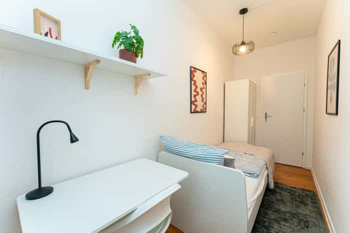 Listing photo thumbnail