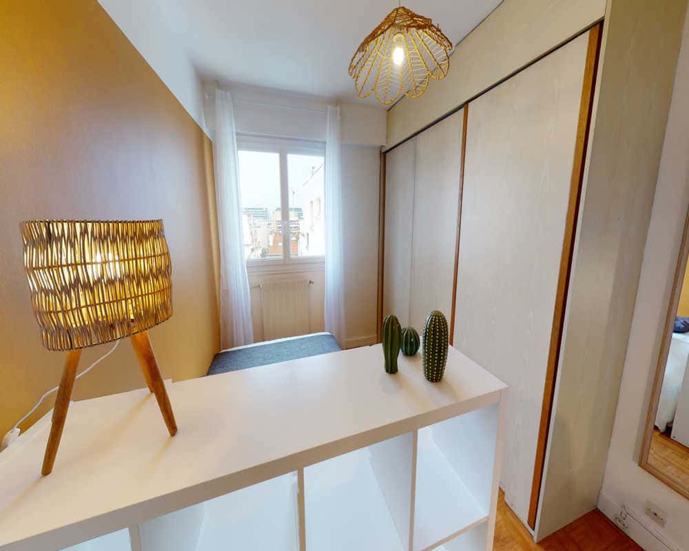 Chambre dans le rue Dunois