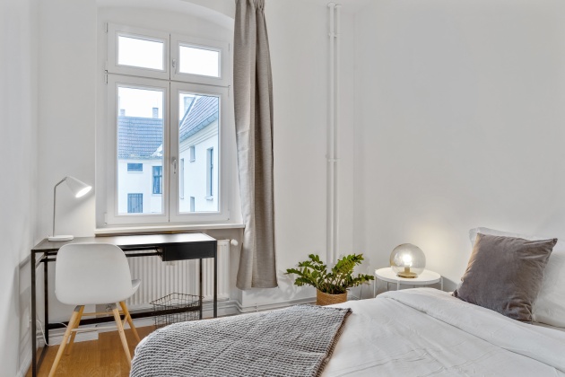 Listing photo thumbnail