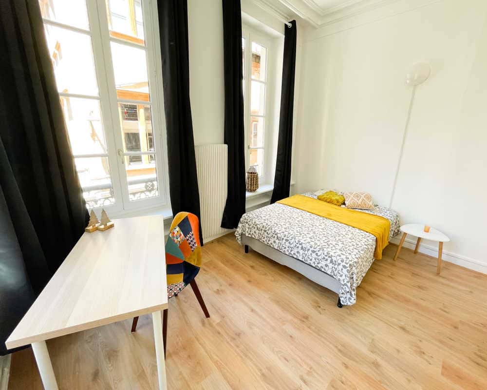 Chambre dans le rue de brest