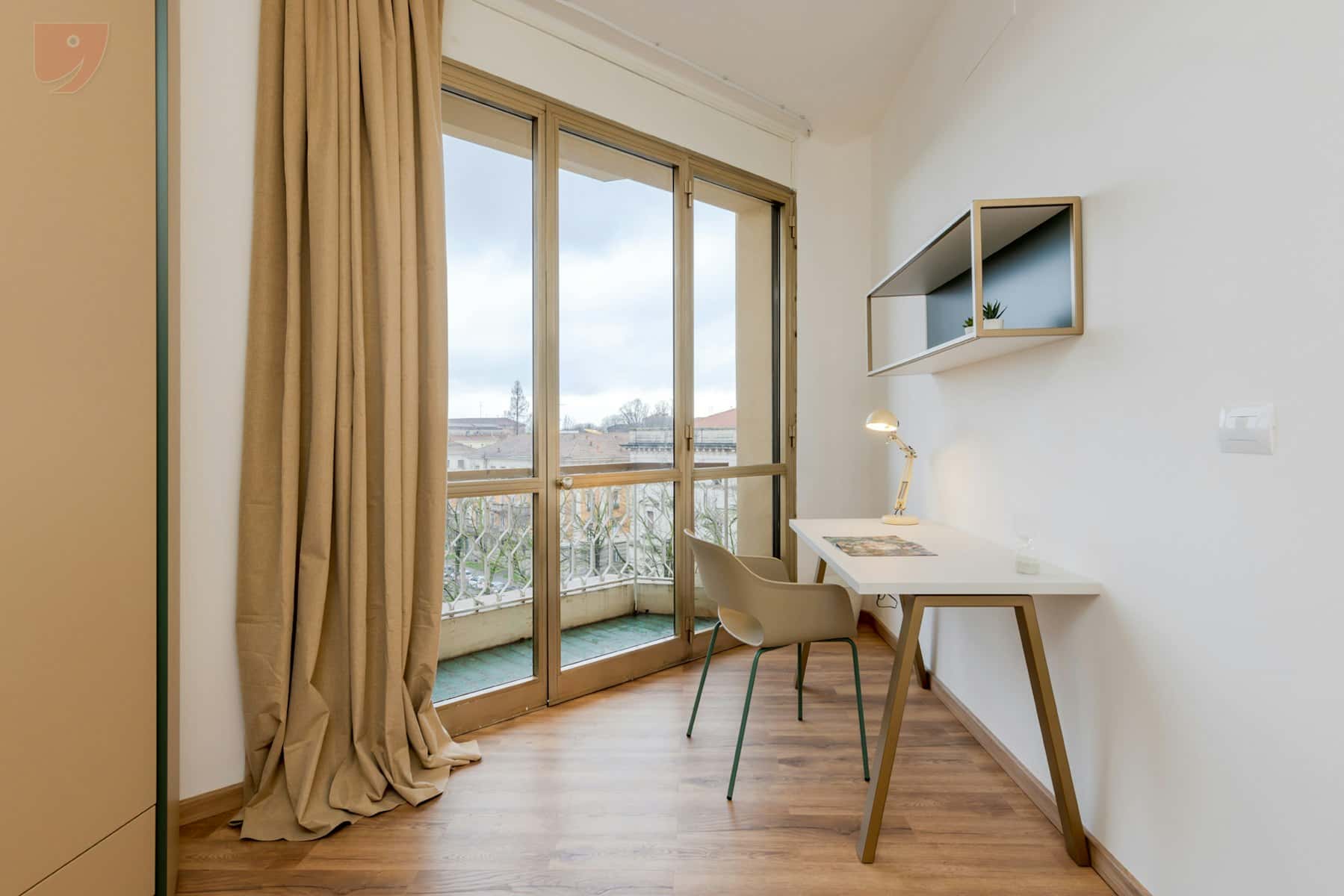 Zimmer in Viale Cavour, Ferrara für 185 m² mit 9 Schlafzimmer