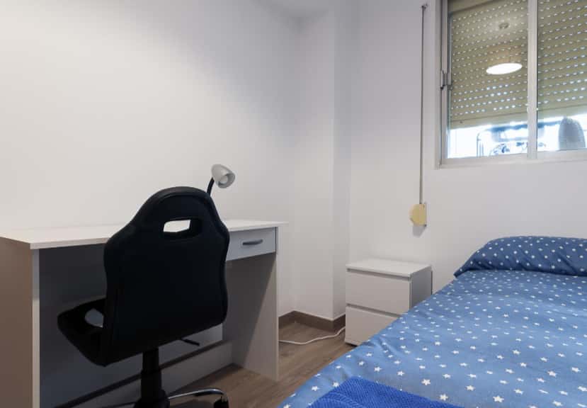 Habitación en piso de 4 habitaciones en Benimaclet