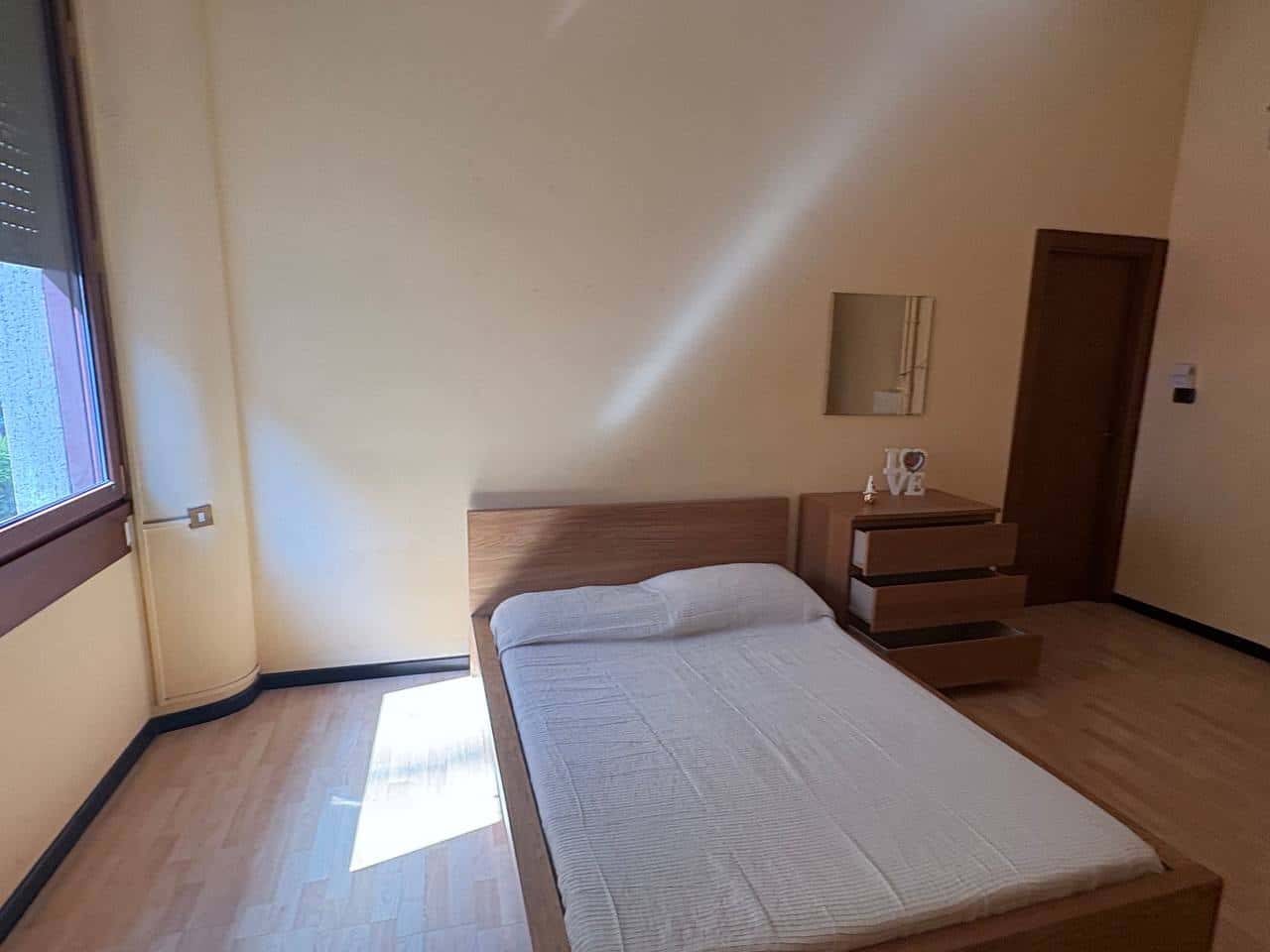 Room in Via Soperga, Milano for 110 m² with 4 bedrooms