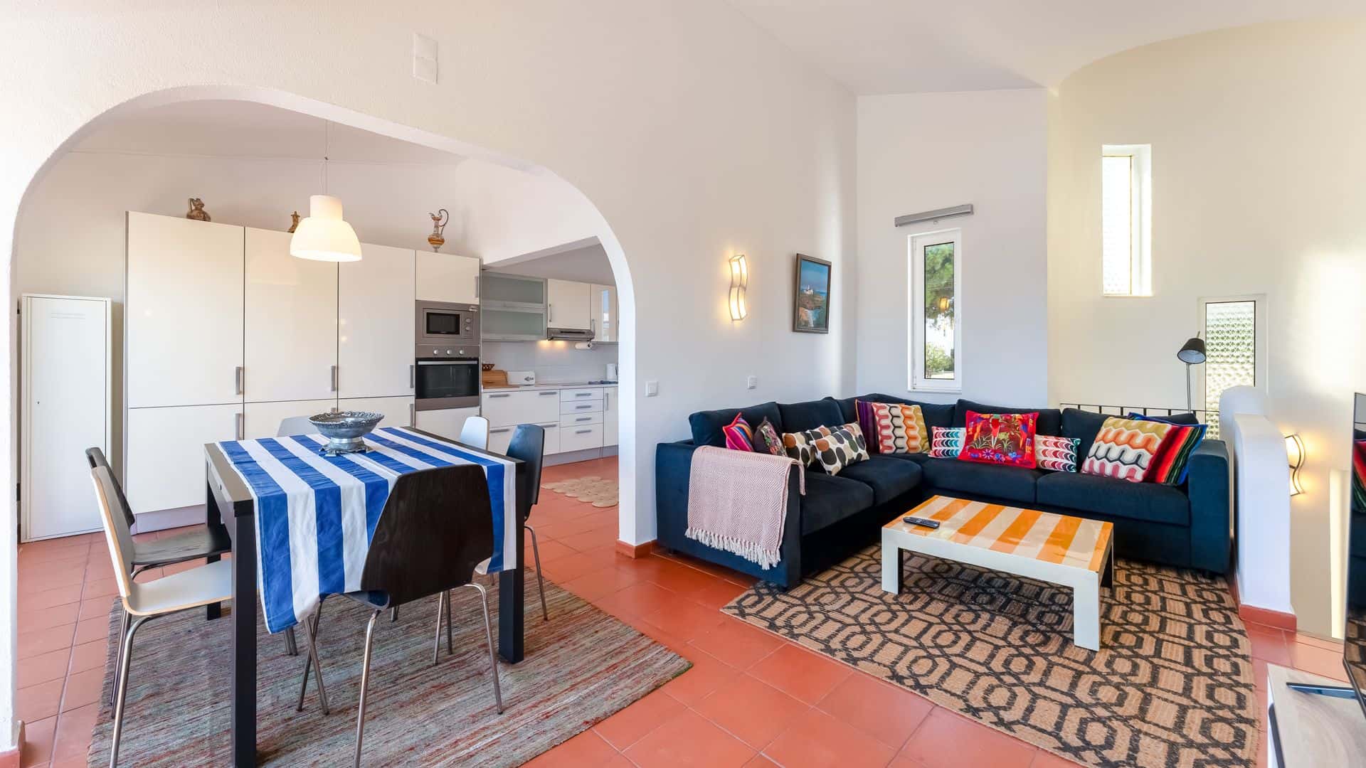 Ocean View 3 BDR House With Patio