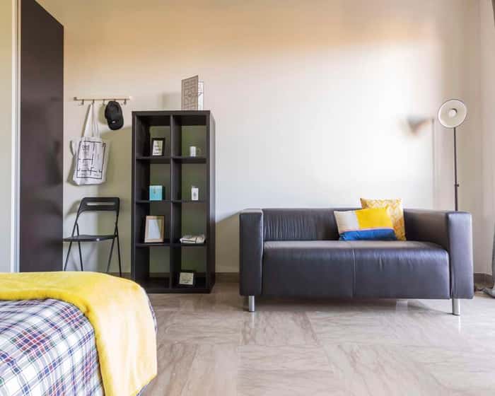 Listing photo thumbnail