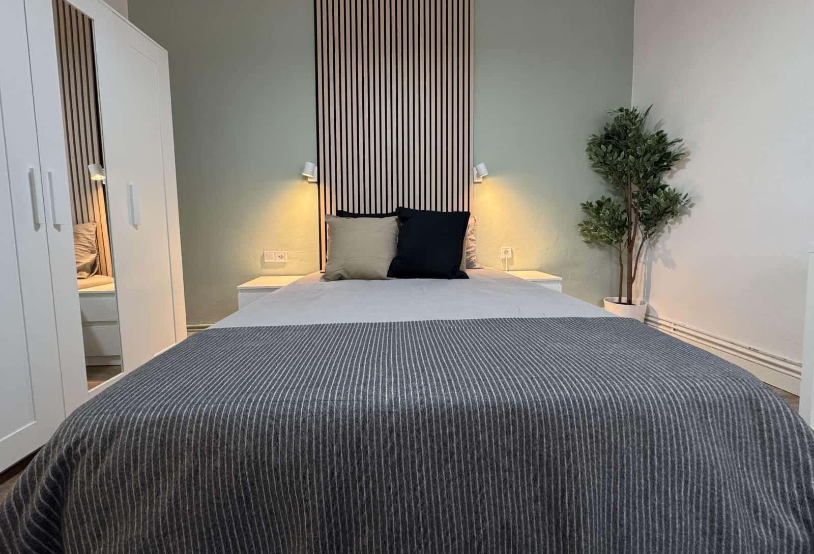 Double bed in