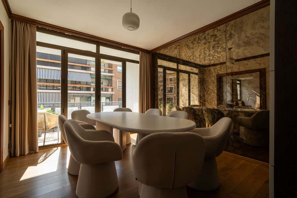 Apartamento en Carrer del Poeta Querol, Valencia, 4 dormitorios