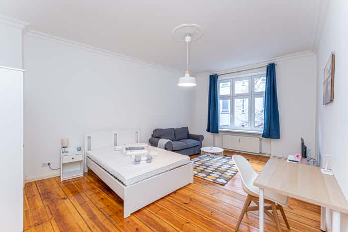 Listing photo thumbnail