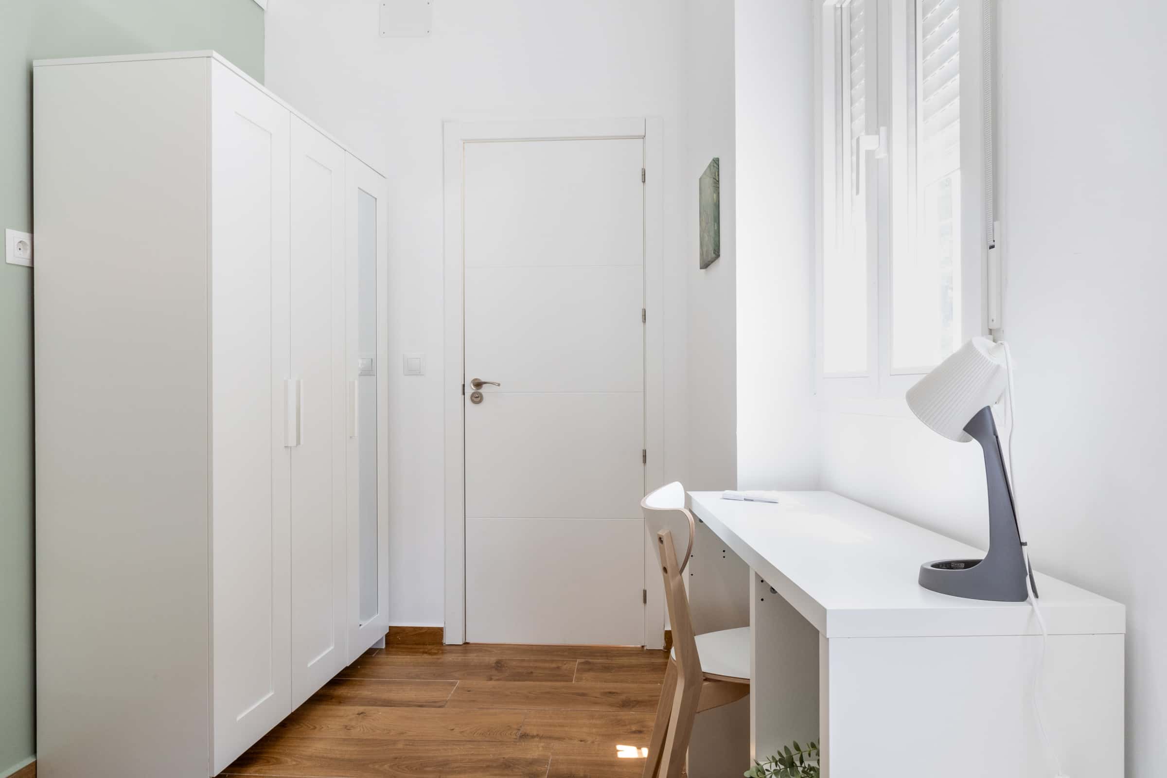 Chambre dans Avenida de la Plaza de Toros, Madrid pour 100 m² avec 5 chambres