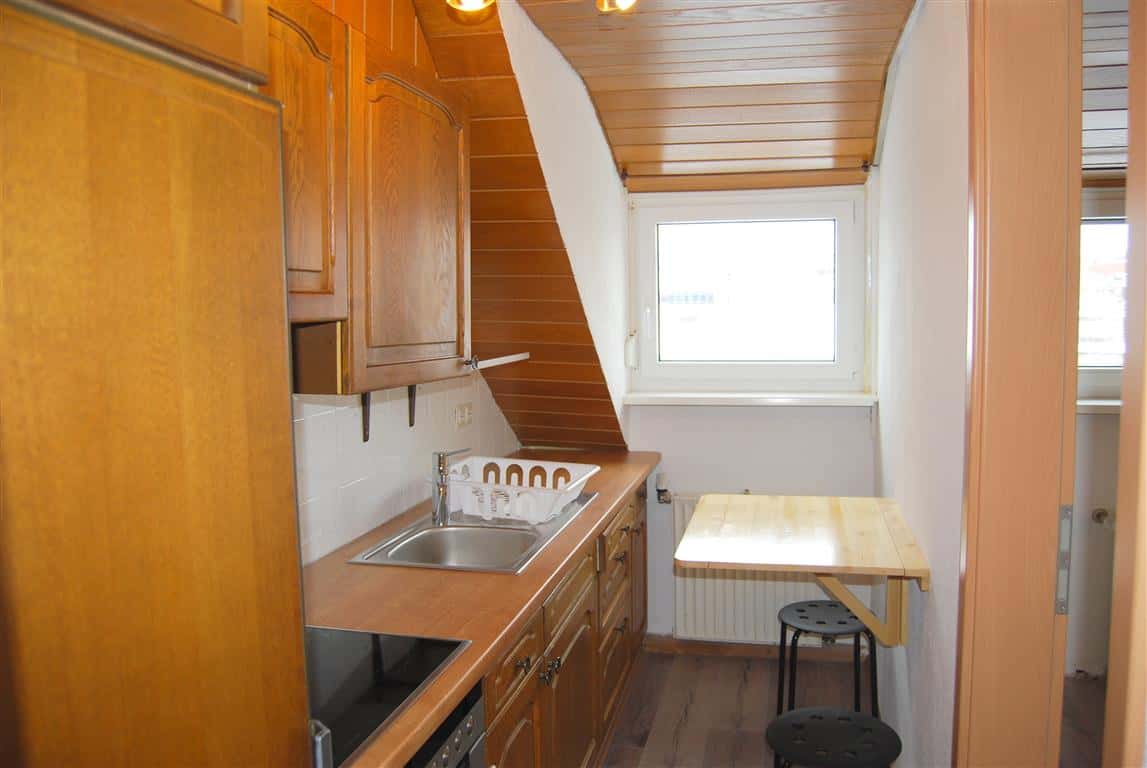 Room in Taubenheimstraße, Stuttgart for 55 m² with 3 bedrooms - Foto 4