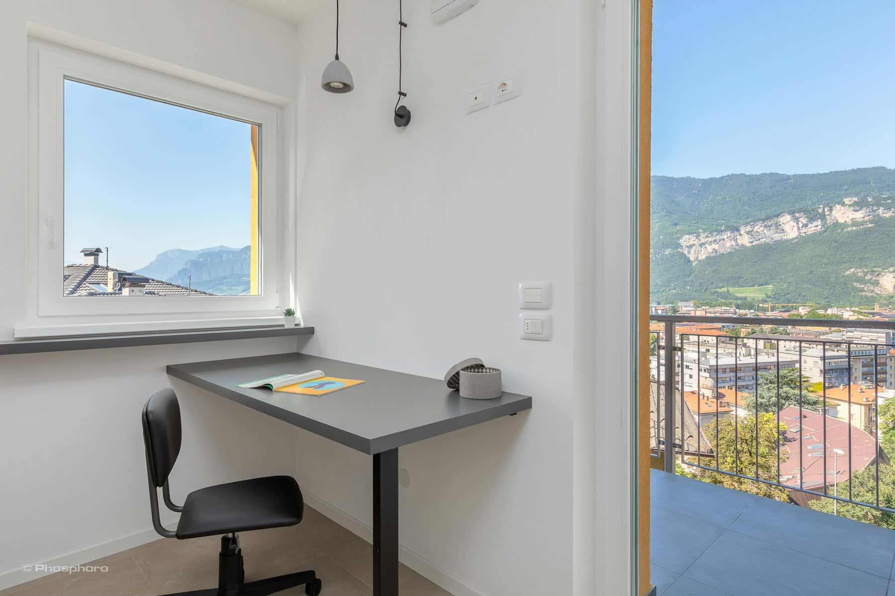 Zimmer in Via Venezia, Trento für 61 m² mit 3 Schlafzimmer