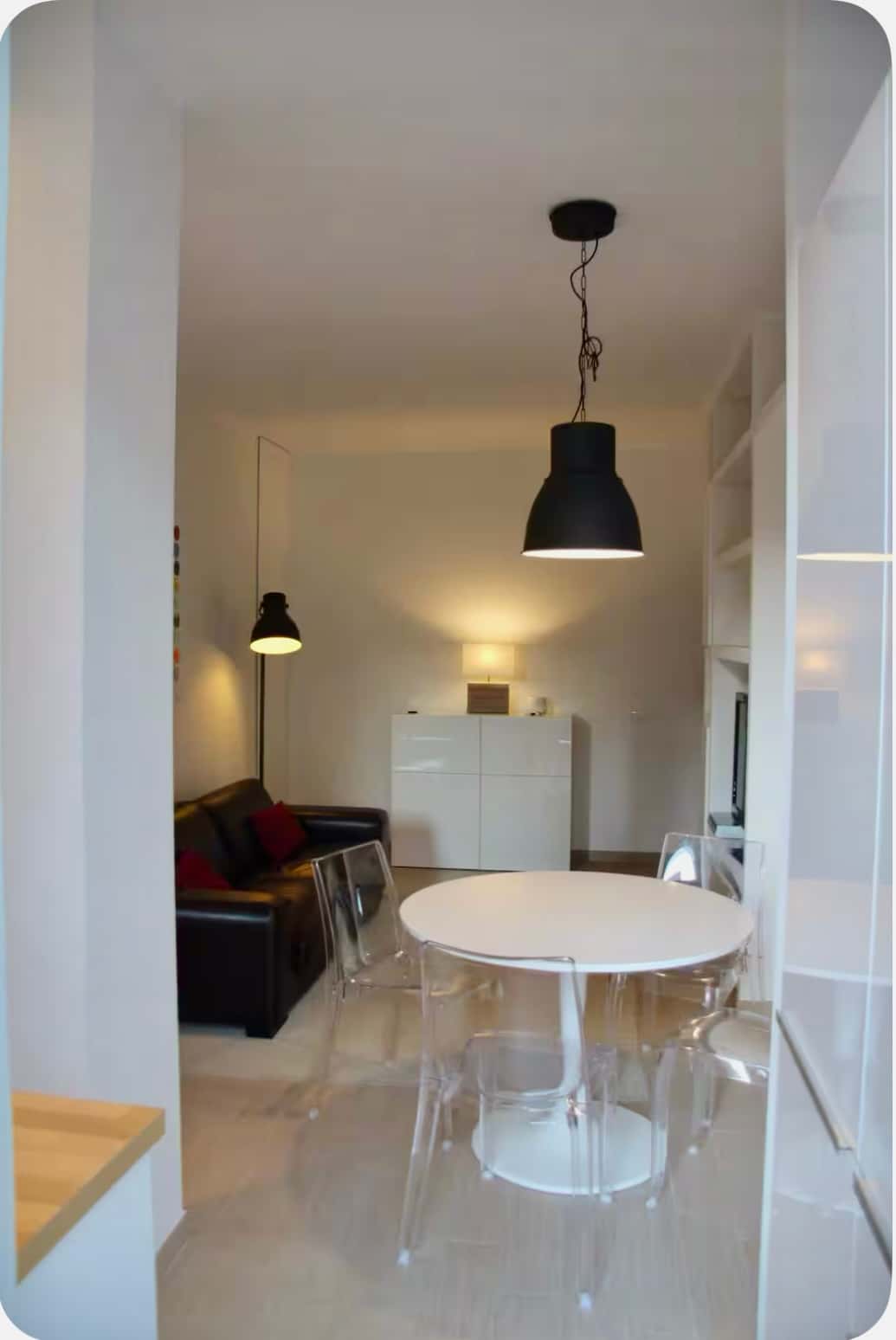 Bilocale in Via Carlo Poma, Milano