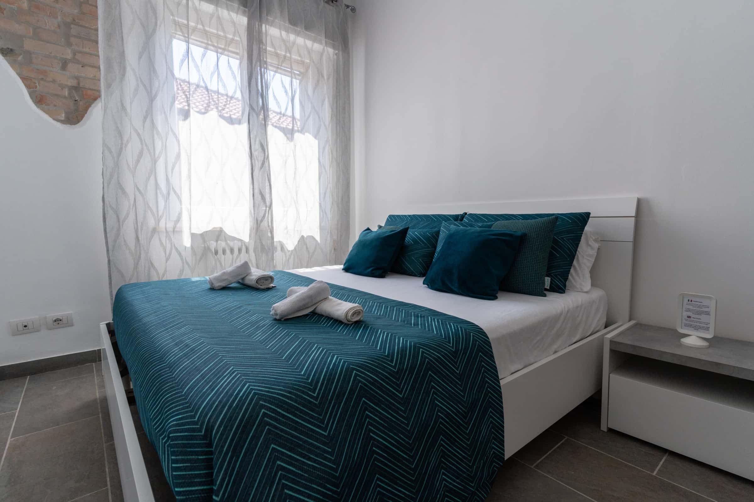 Stanza 2 in Viale Cesare Nicolini, Rimini di 130 m² con 4 camere