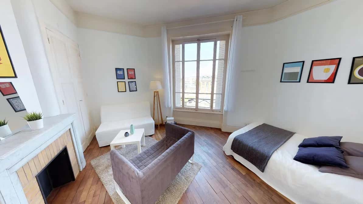 Room in Boulevard des Tchécoslovaques, Lyon for 68 m² with 3 bedrooms