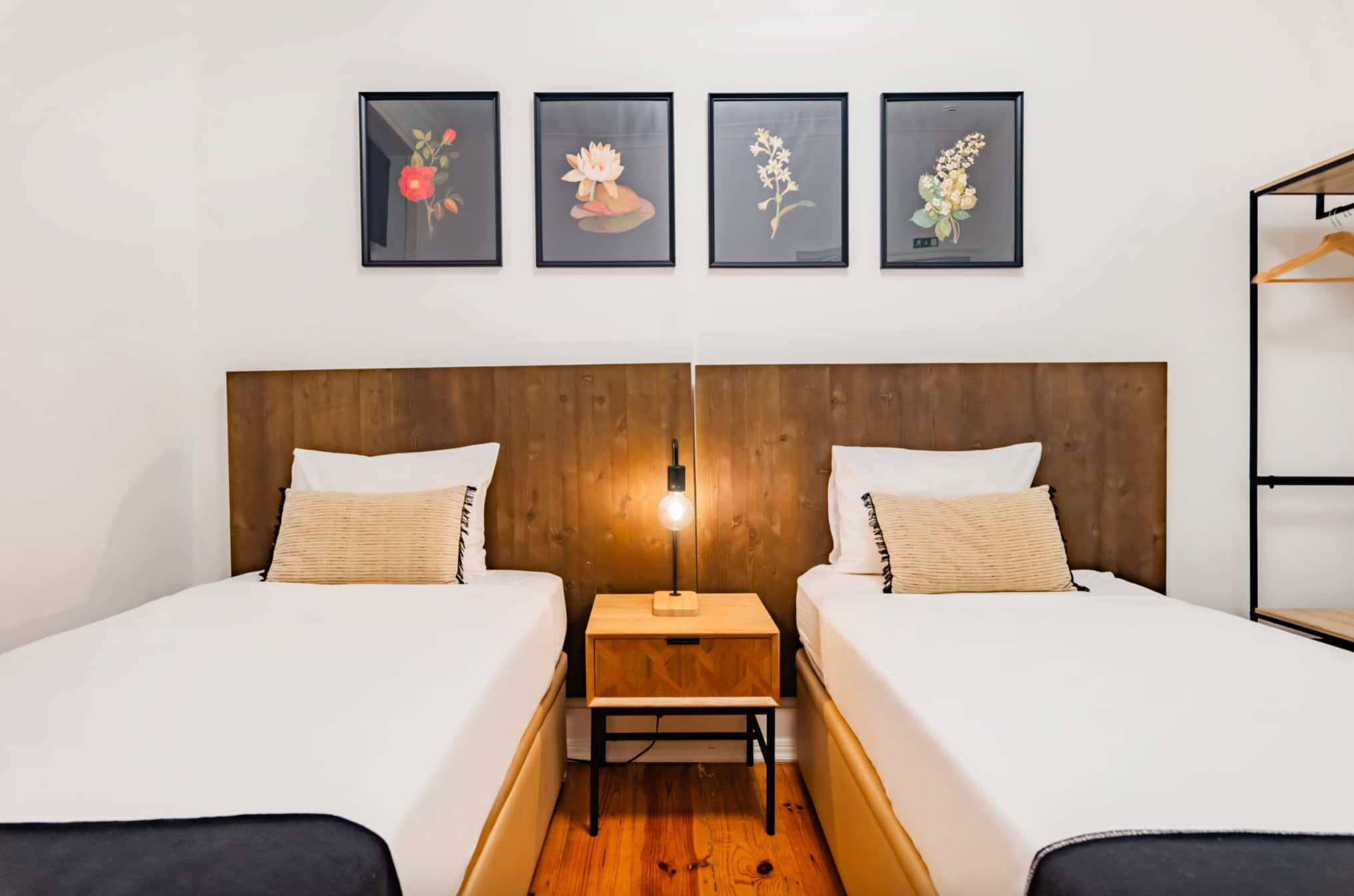 Twin Room in Rua Latino Coelho, Lisboa (Room 5)