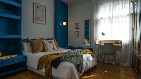 Room 2 - Calle de Altamirano, 17