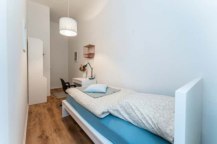 Listing photo thumbnail