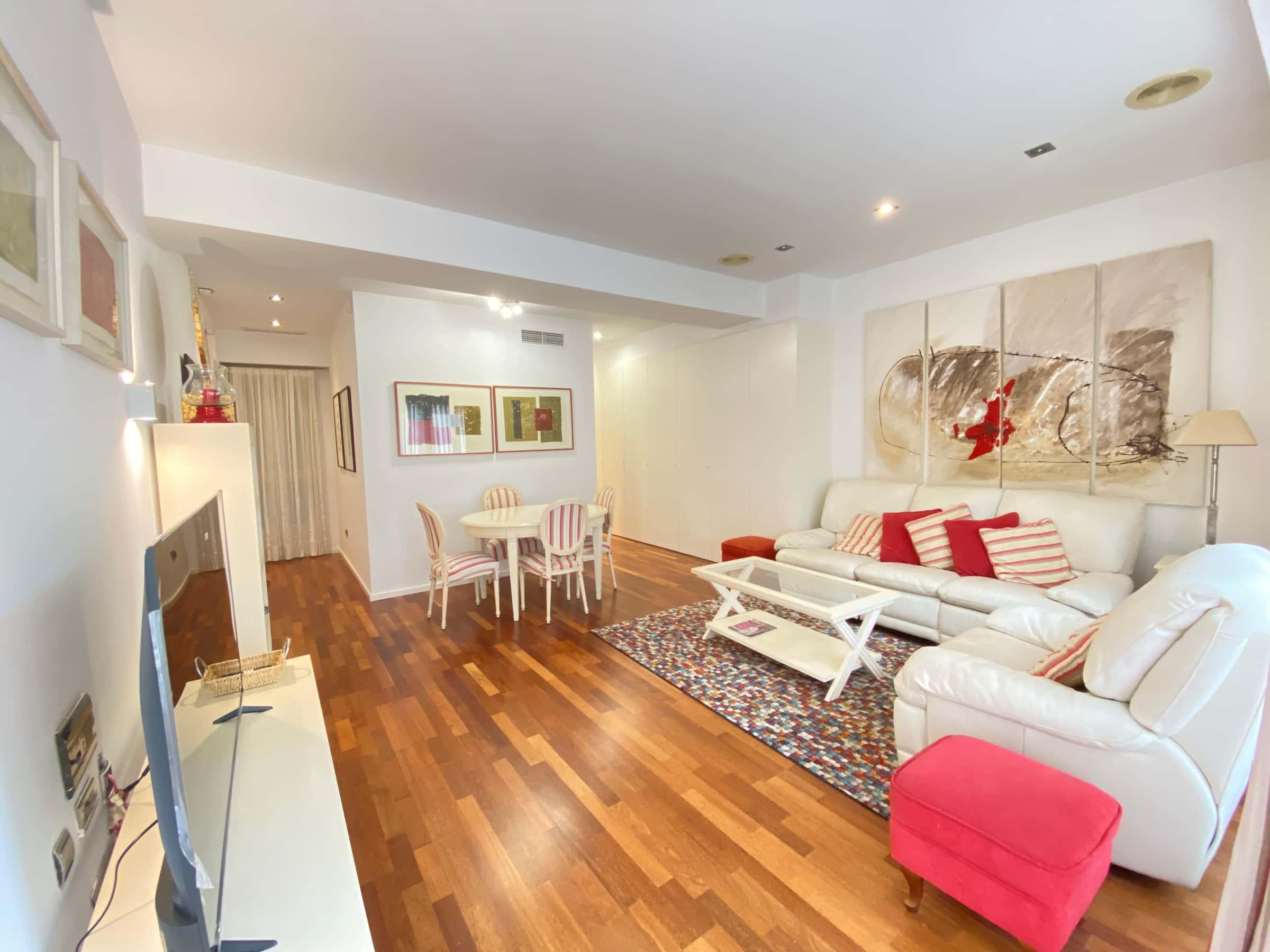 Apartment in Calle San Vicente, Sevilla for 90 m² with 2 bedrooms