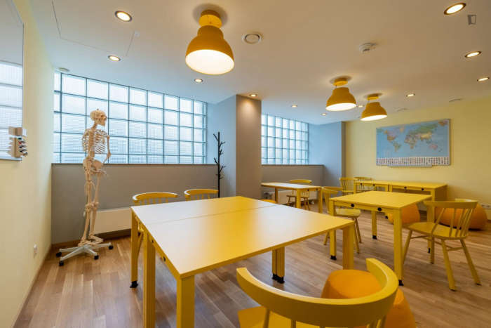 Listing photo thumbnail