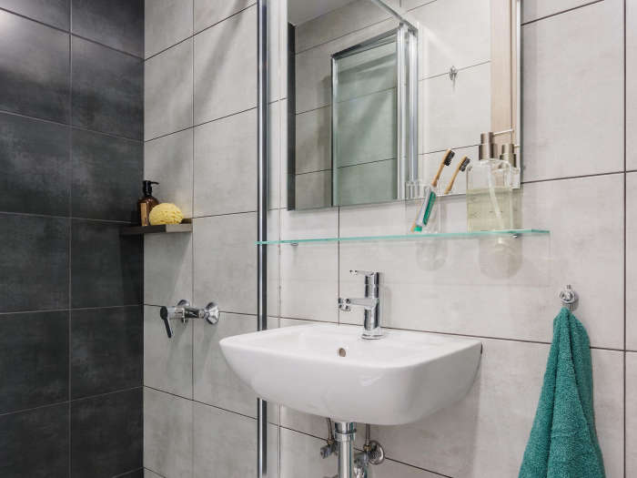 Listing photo thumbnail