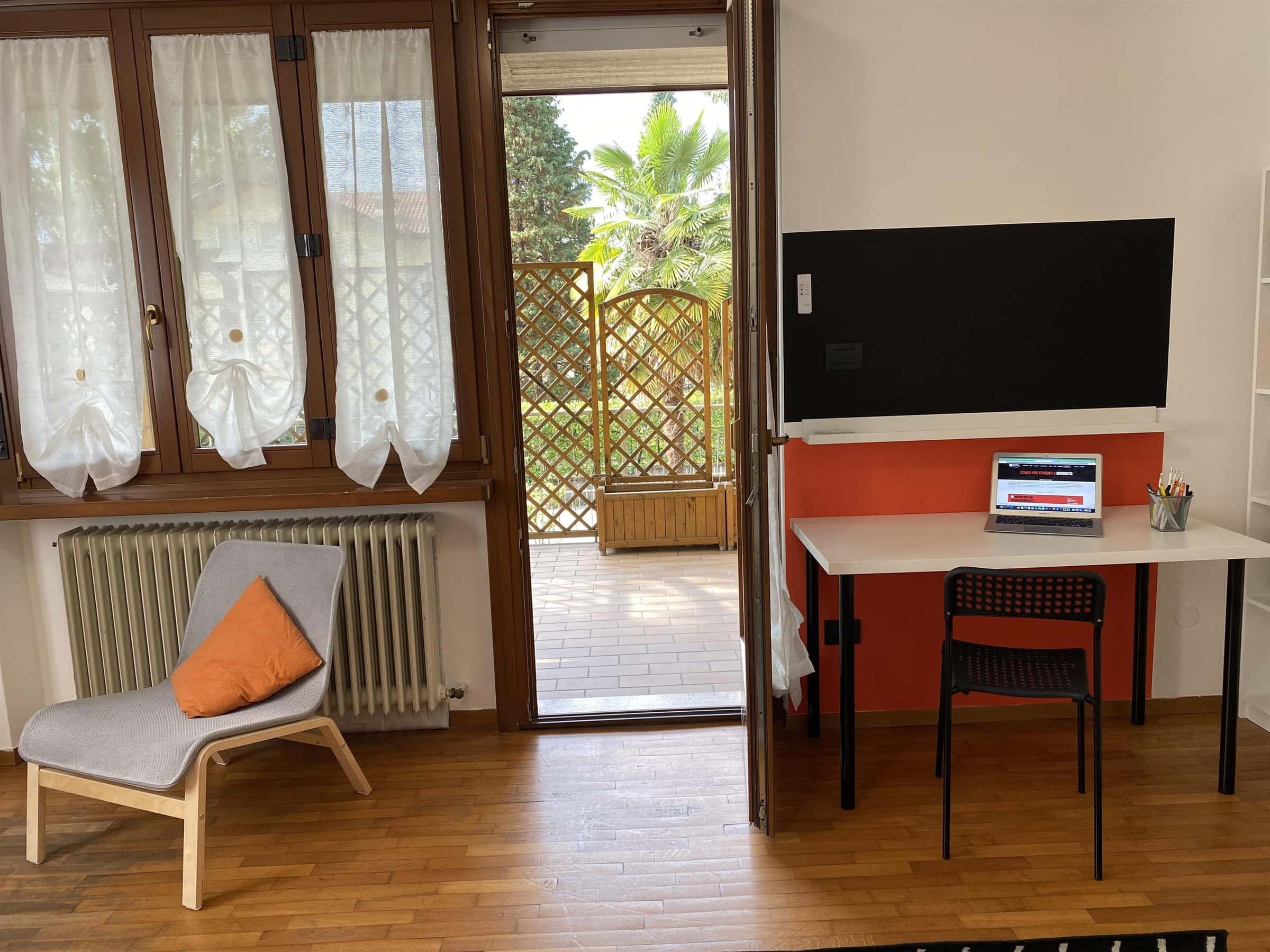 VIA GAETANO DONIZETTI 9 - Stanza 61