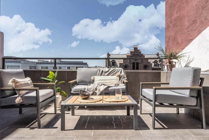 Listing photo thumbnail