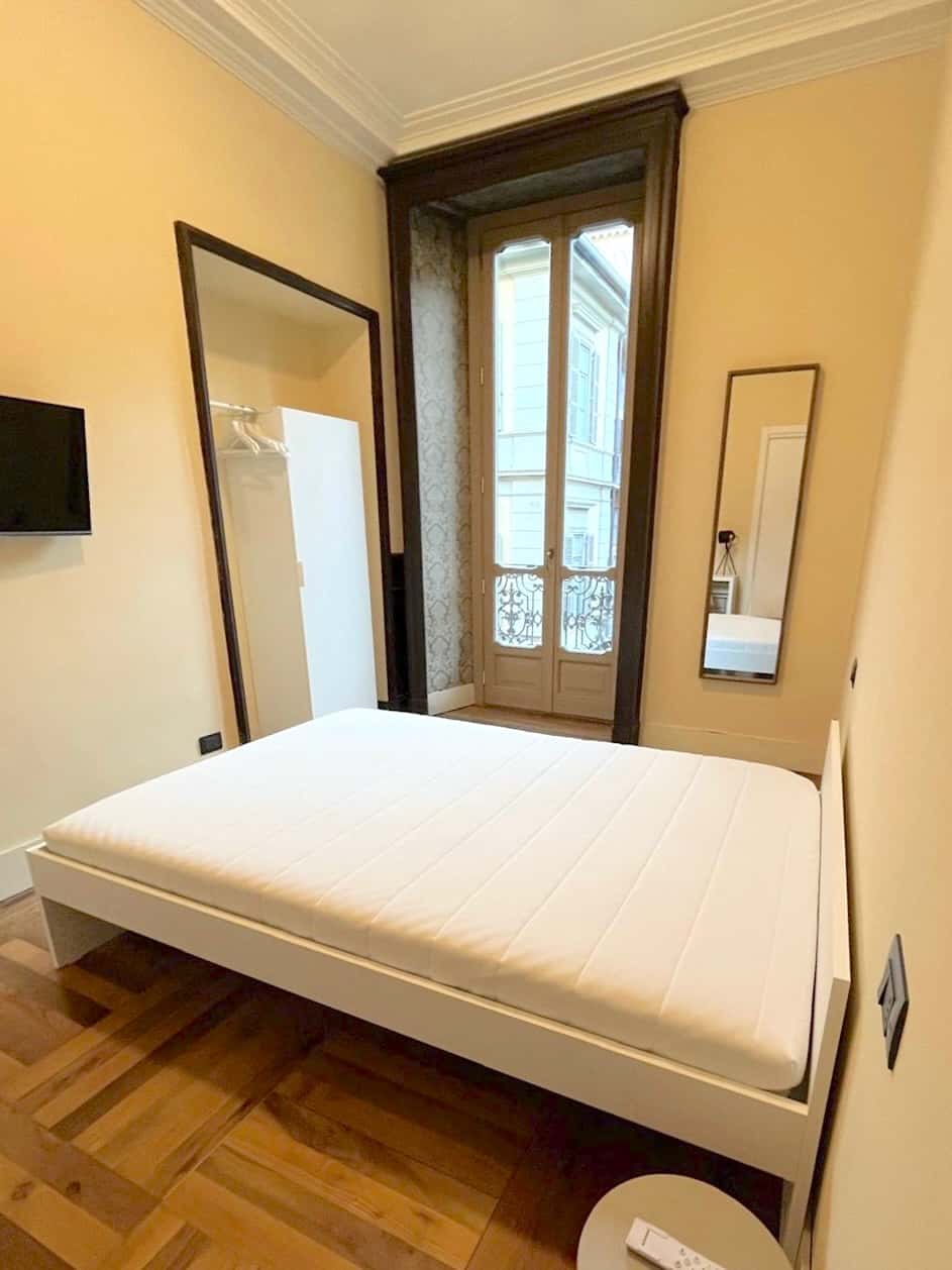Room in Via Giovanni Camerana, Torino for 70 m² with 3 bedrooms