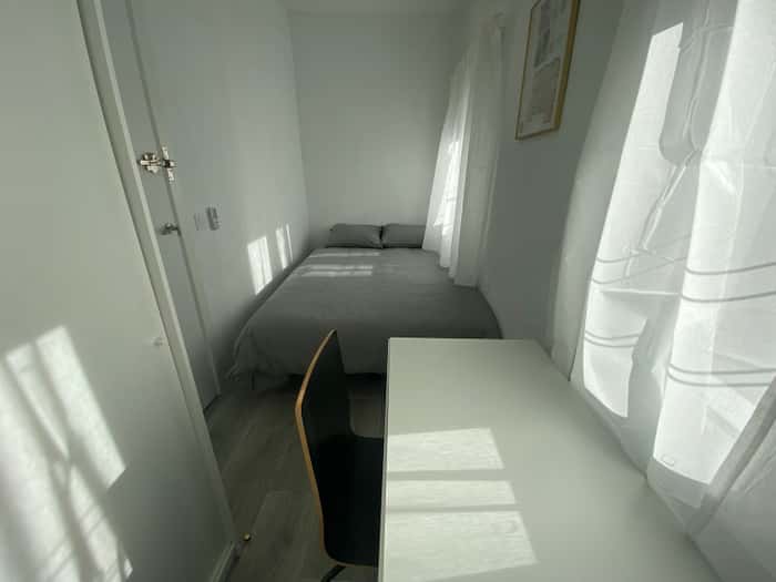 Listing photo thumbnail