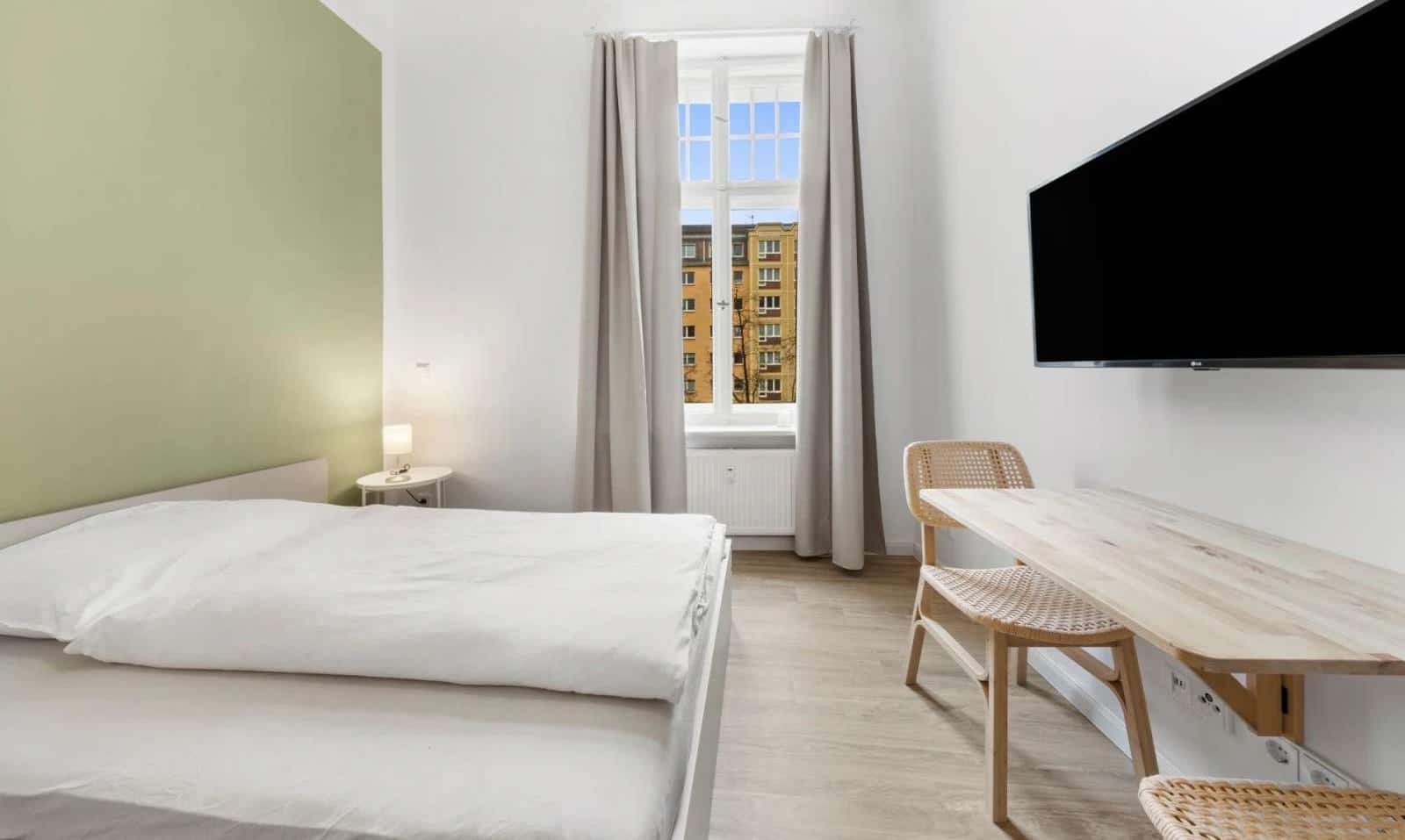 Studio for rent in Berlin, bills included, checked by Spotahome - Photo 2