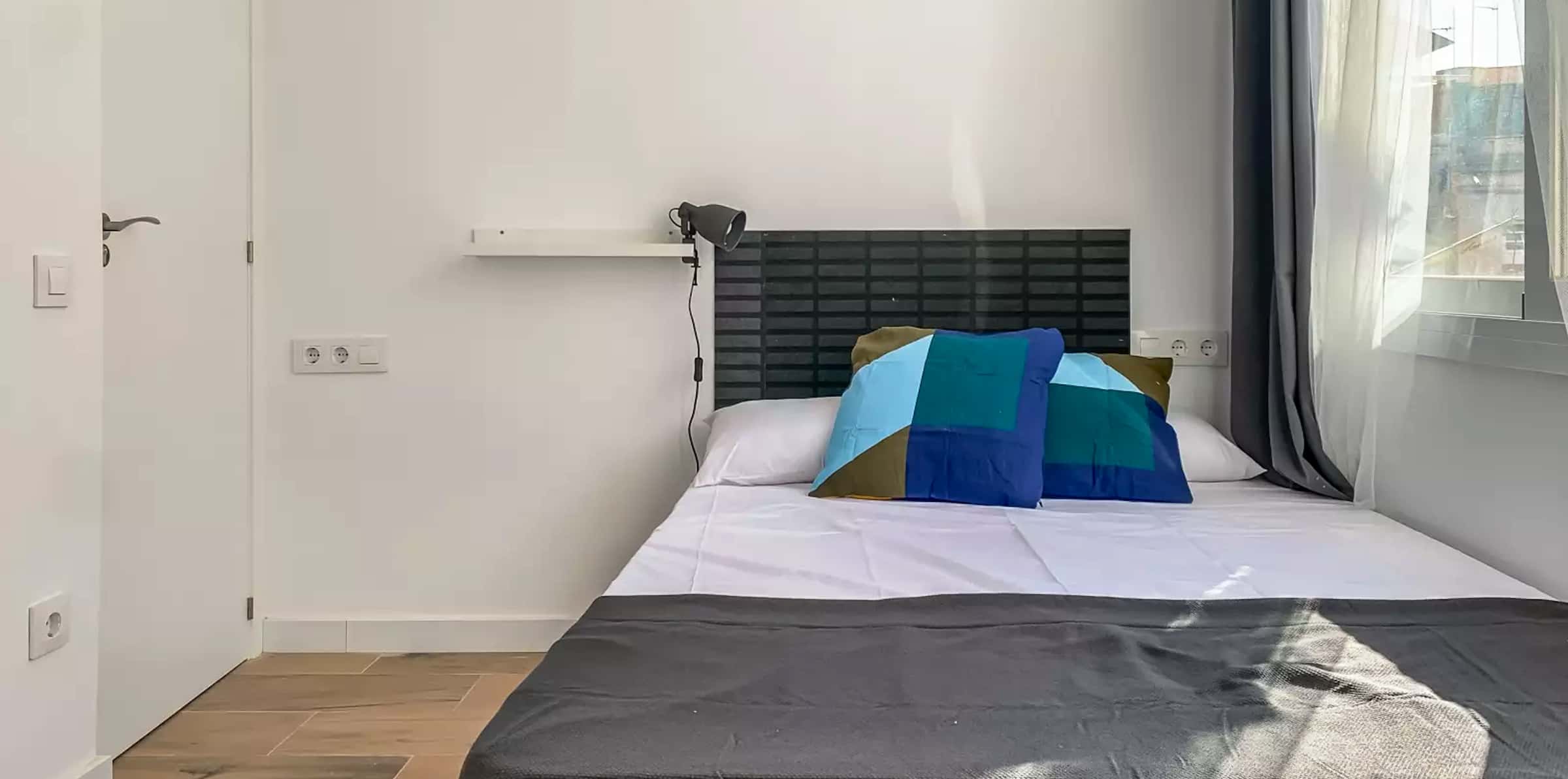 Habitación en Carrer de l'Antiga Travessera - AT3-HAB2