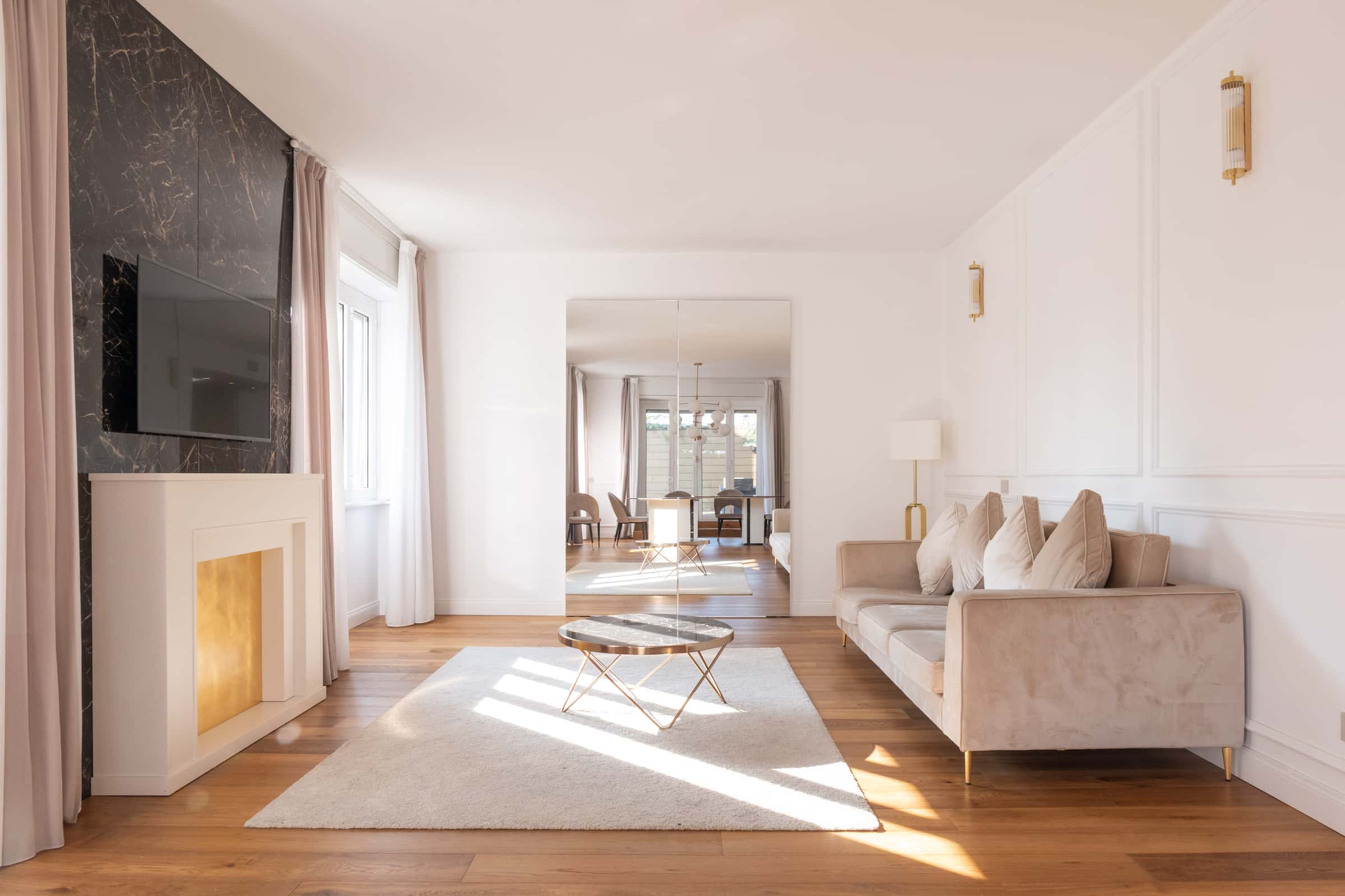 Prestigioso Attico con Terrazzo – Lusso, Comfort e Spazio nel Cuore di Milano