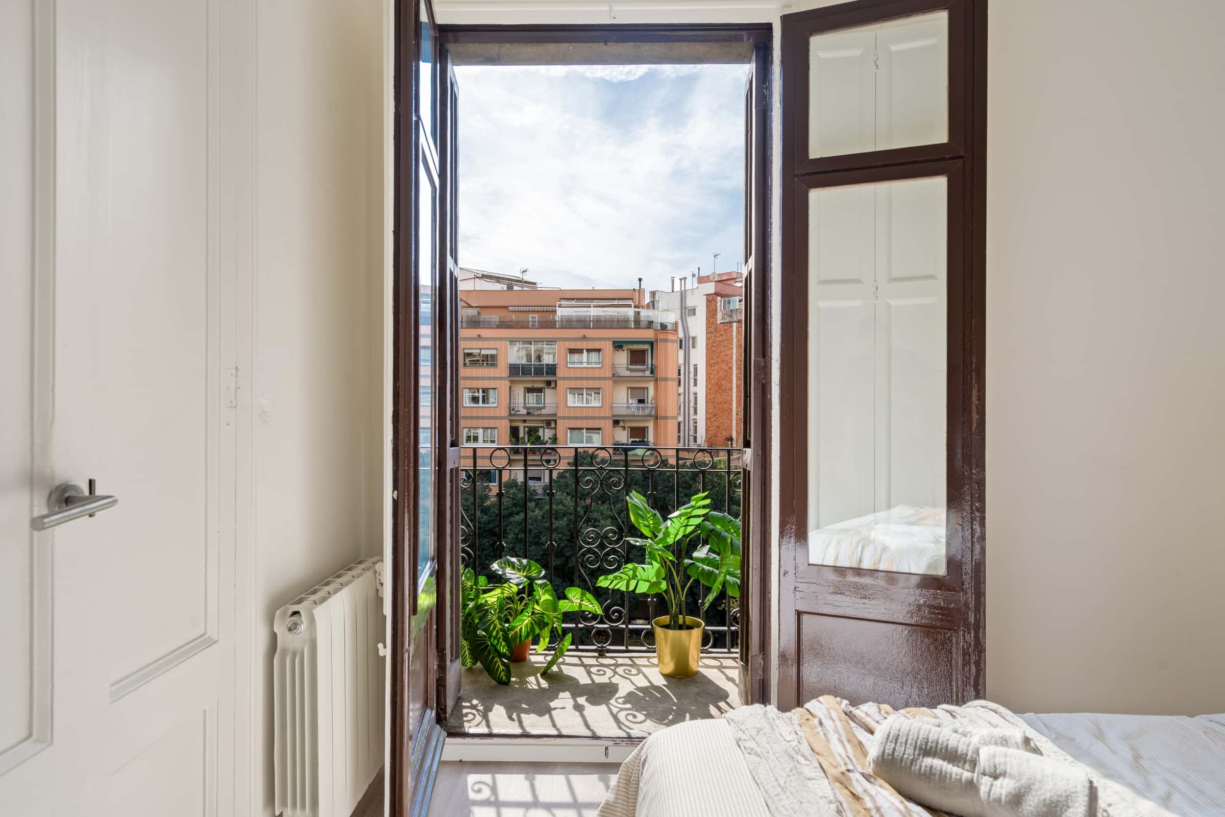 Habitacion privada en Carrer del Comte Borrell, , L'Eixample,Barcelona