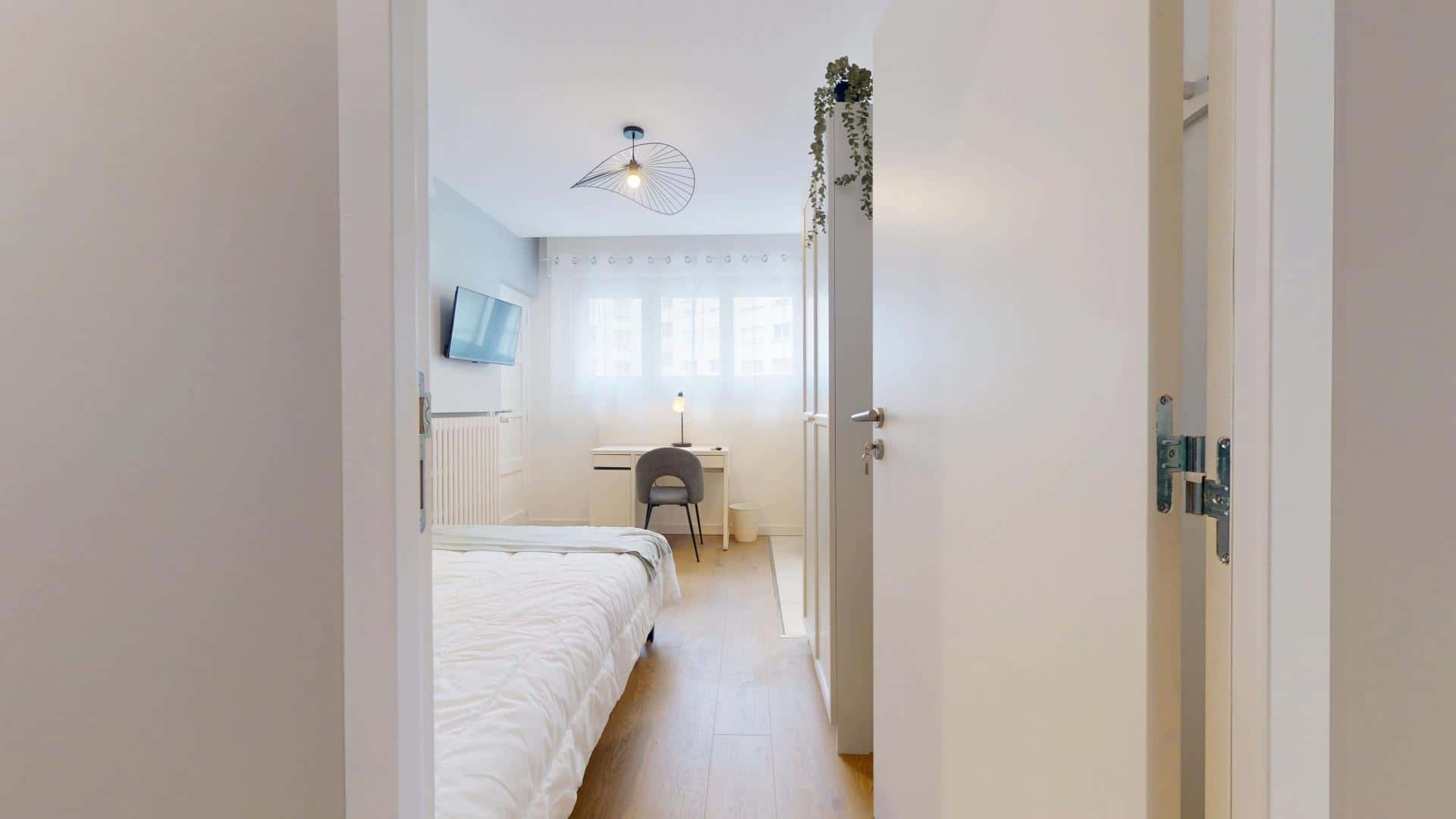Chambre 1 - CHEVENE