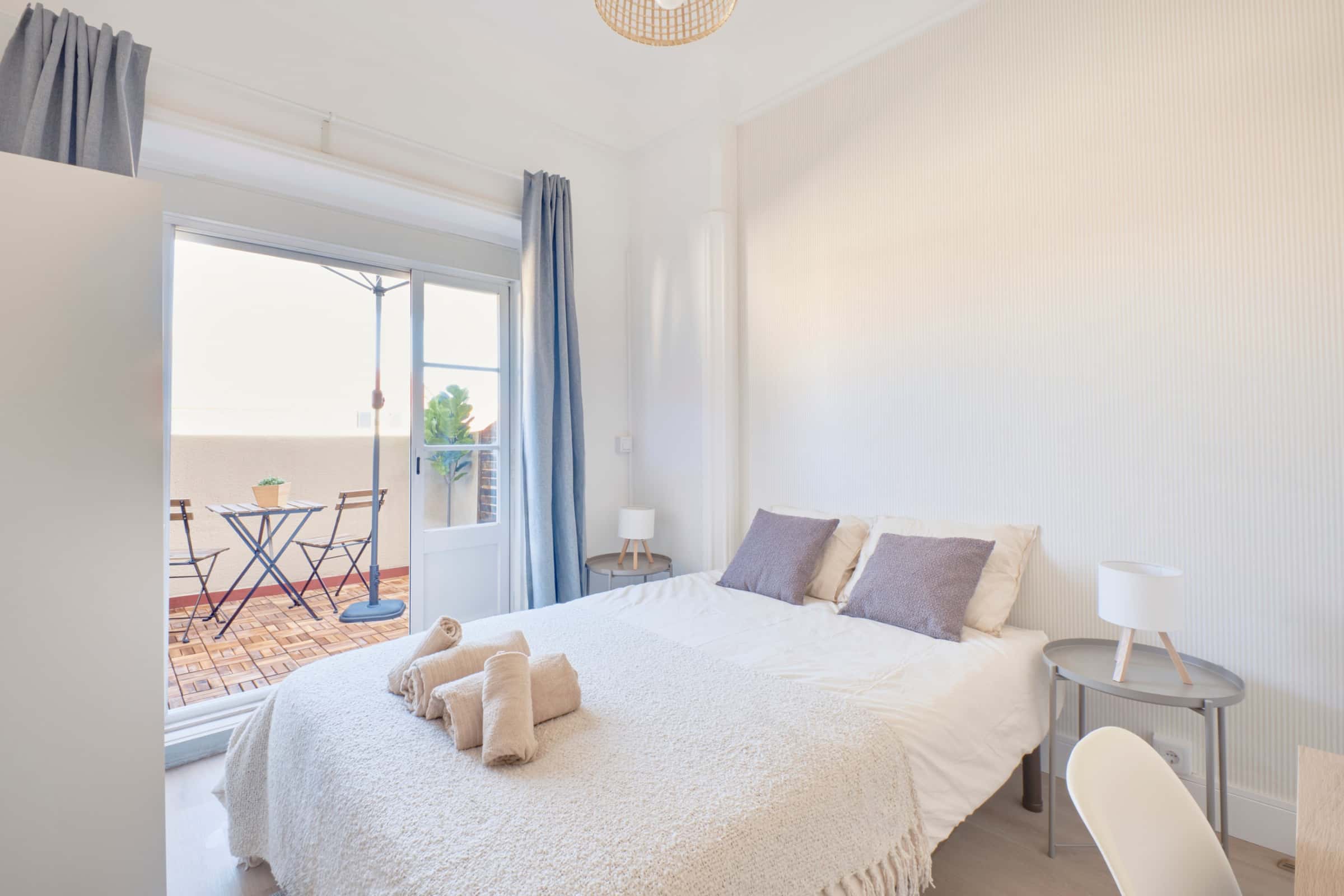 Furnished Room in Lisbon - Room 2