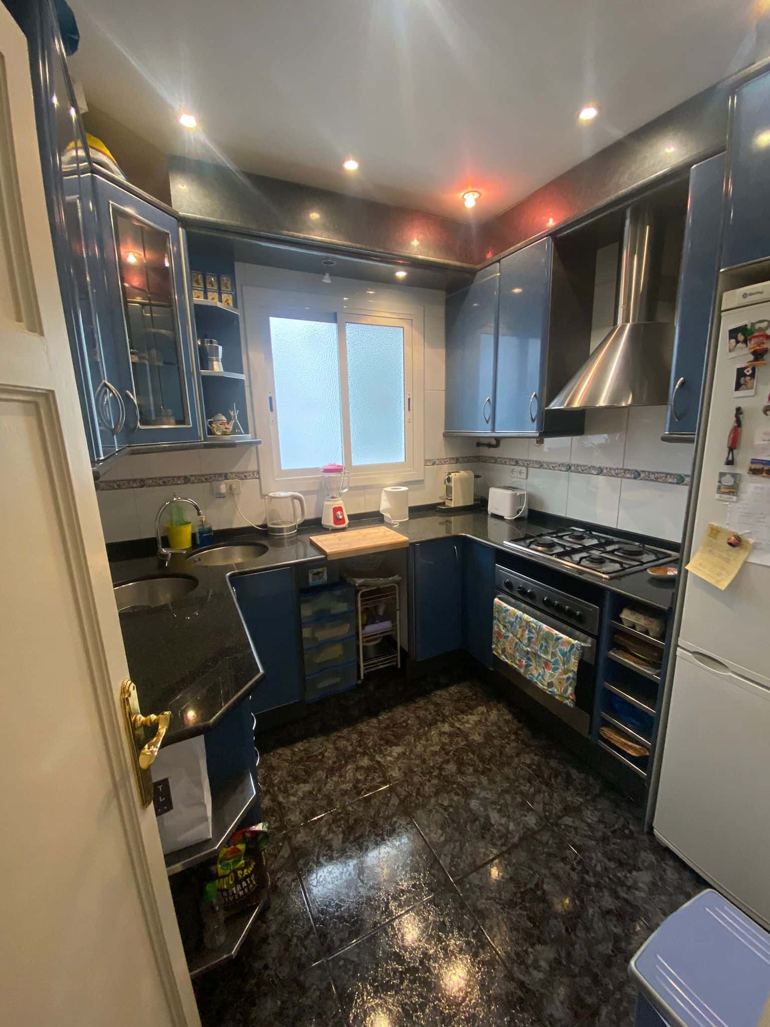 Room in Carrer de la Indústria, Barcelona