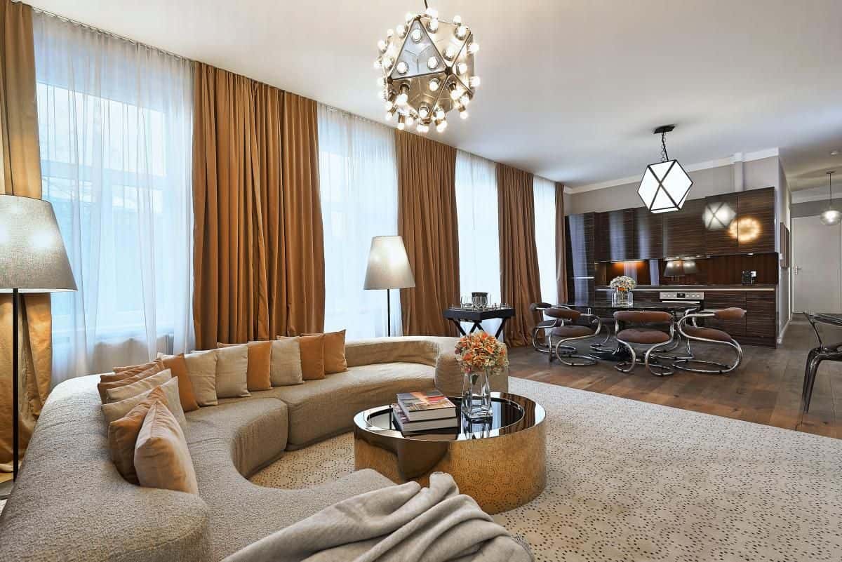 Stylish apartment with exclusive furnishings and private garden