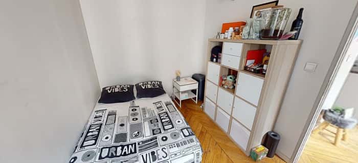 Listing photo thumbnail