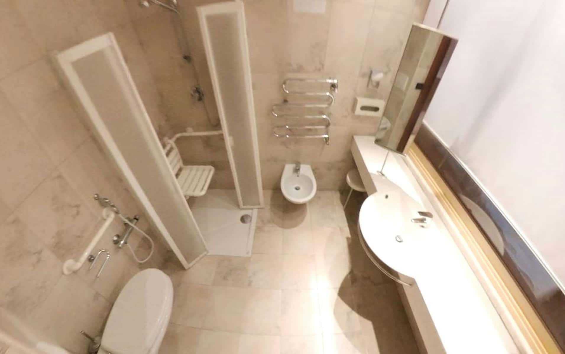 Habitación en Lungo Dora Napoli, Torino para 1100 m² con 10 dormitorios