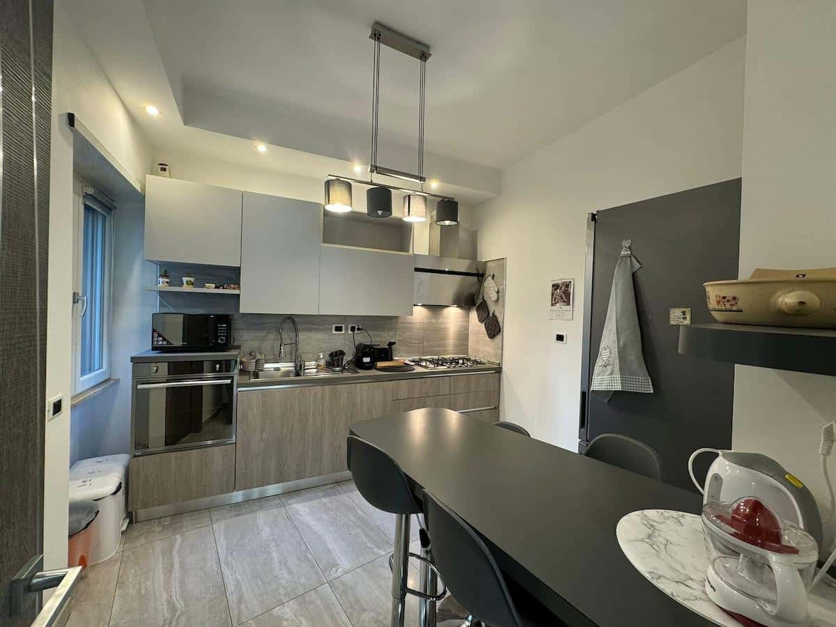 Apartment Rome, 2 beds — photo 11
