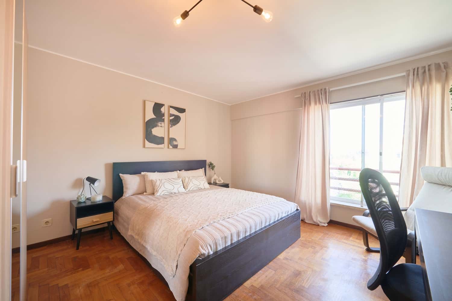 Room 2 - 84. Rua Engenheiro Caldeira Rodrigues 9 7D
