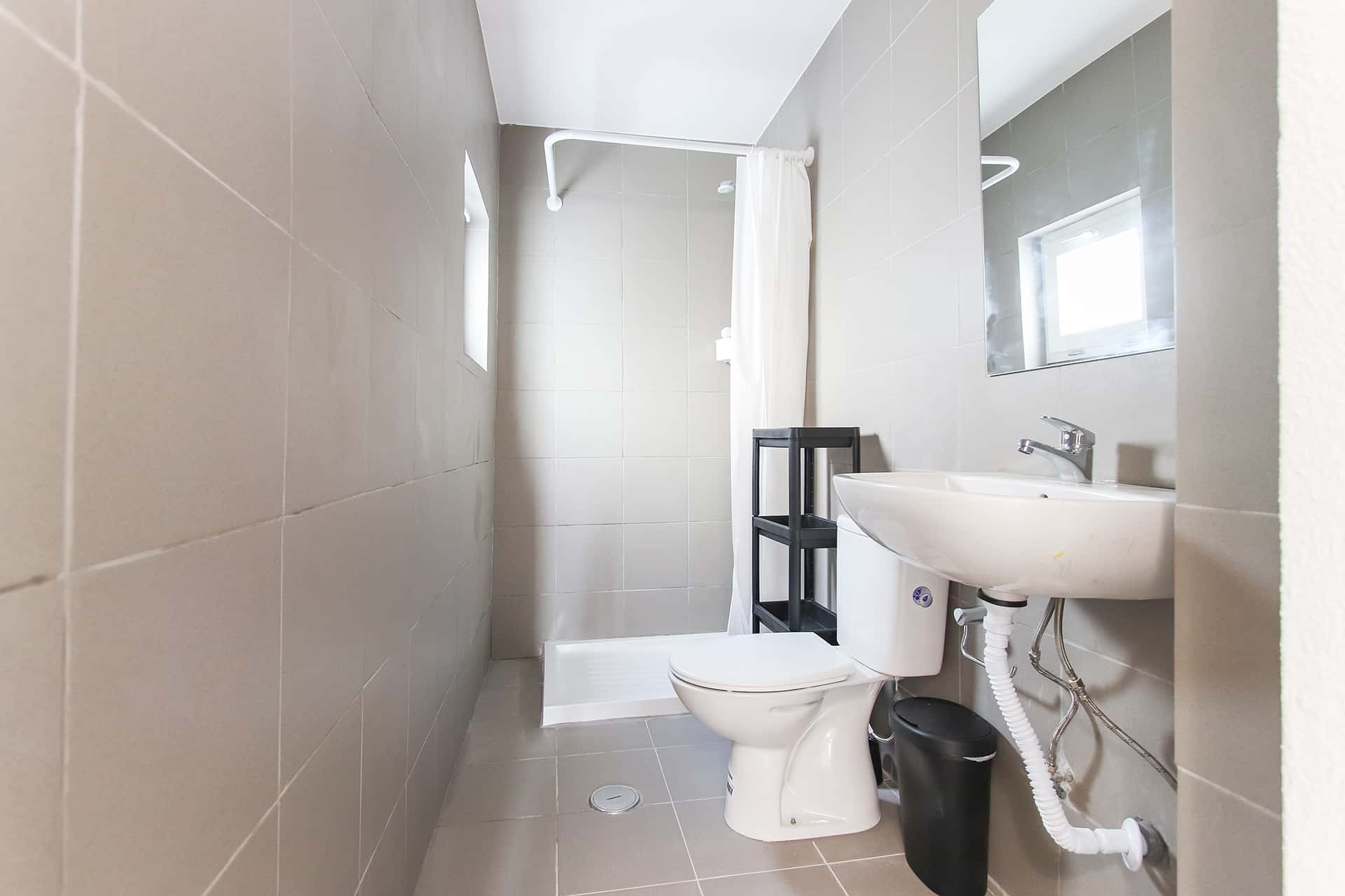 Room in 4-bedroom apartment in Alameda, Lisbon - Room 4