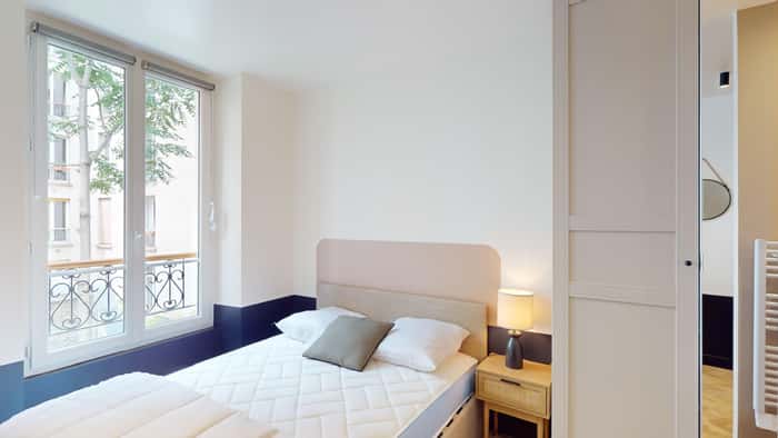 Listing photo thumbnail