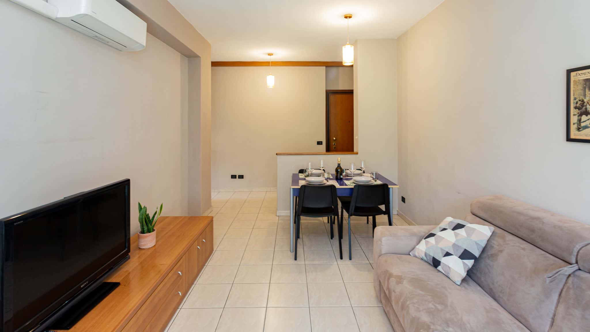 ALCUINO5 Cozy with terrace near City Life