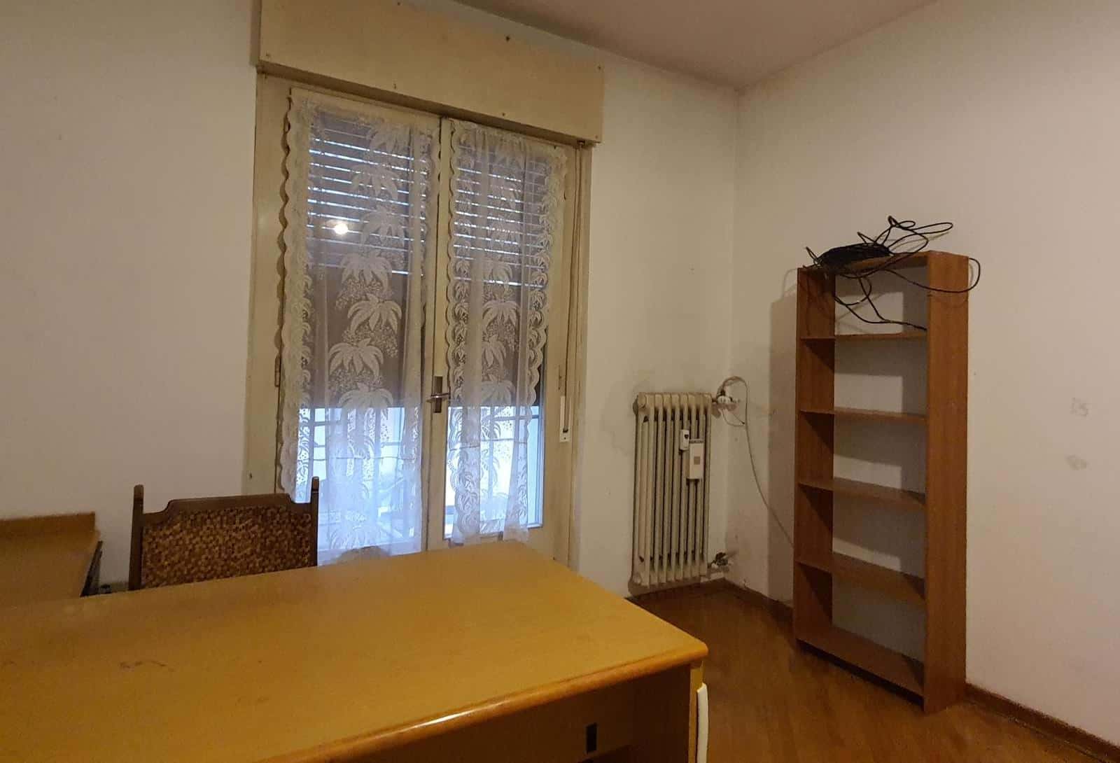 A24/S4 -  stanza vicina alla BUC e al Centro Storico, con balcone, Via Endrici, Trento