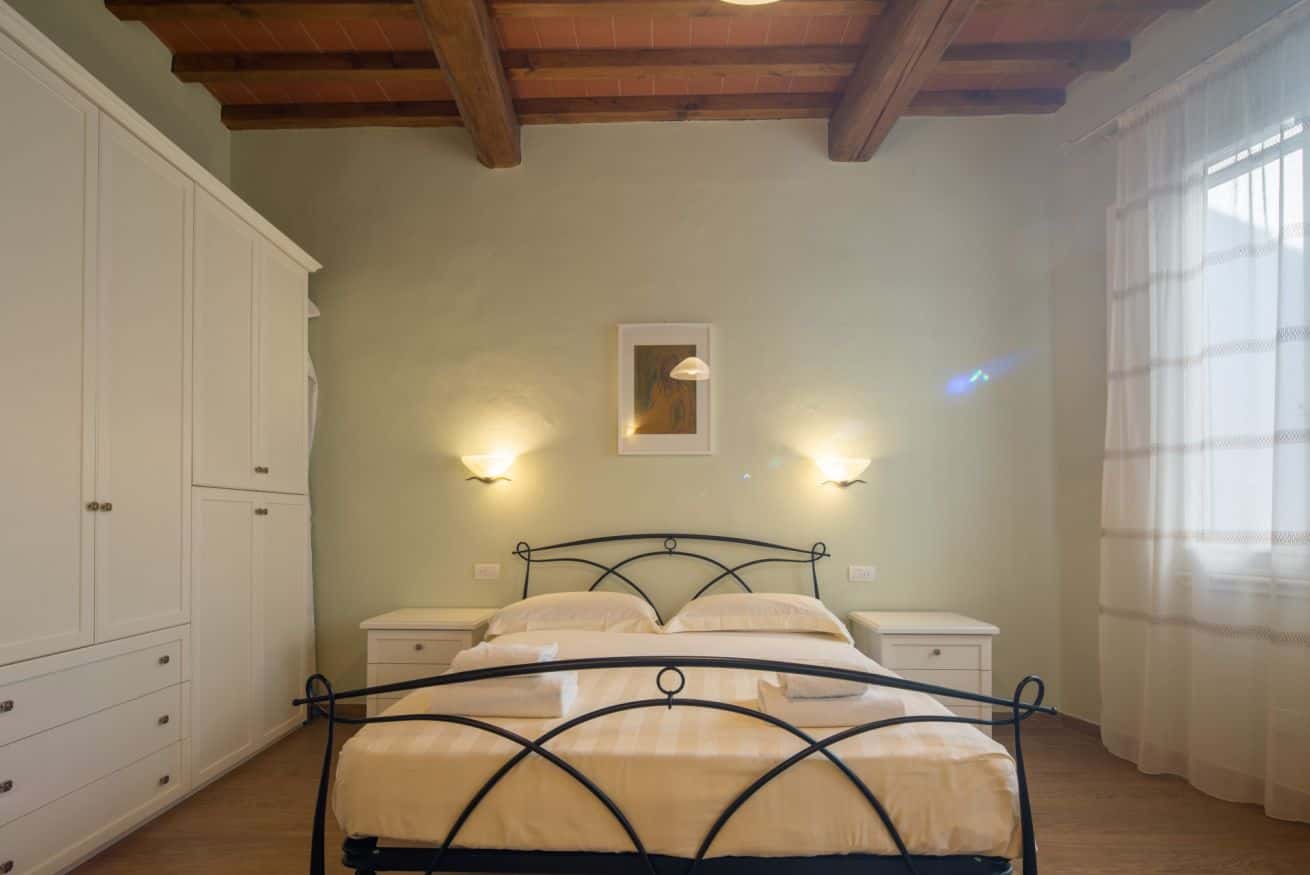 Santo Spirito Bright Flat